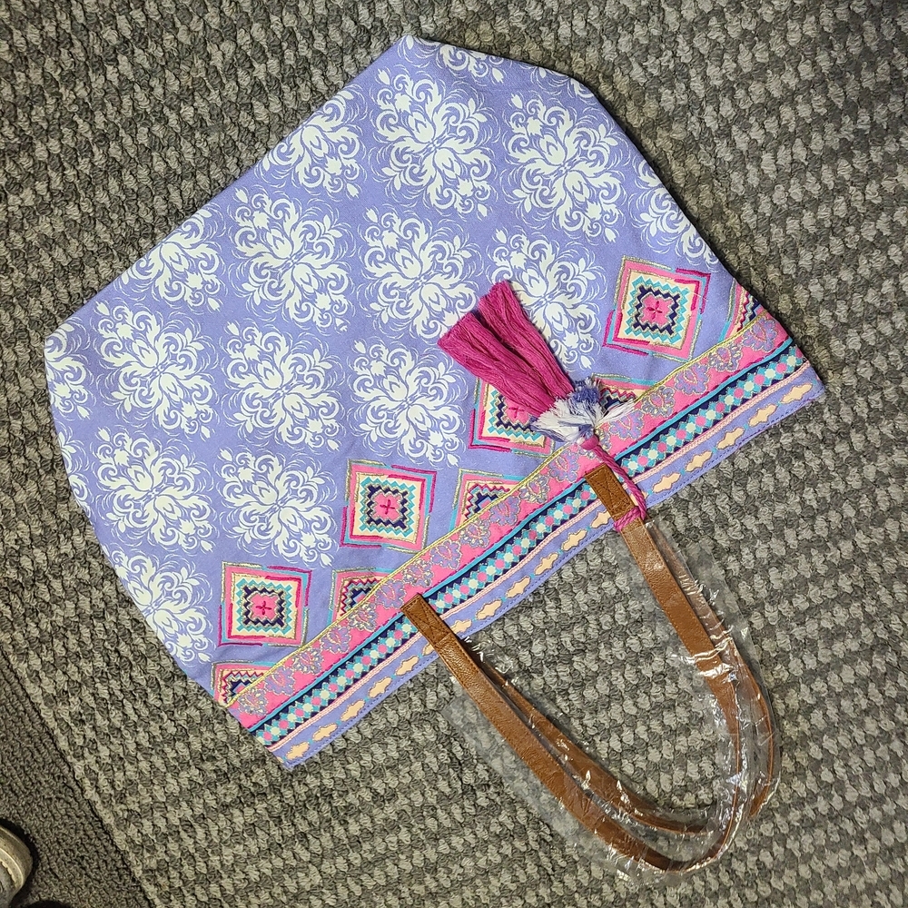 Coldwater Creek‎ Blue and Pink Geometric Tote - Picture 4 of 10